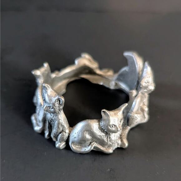 Artist Signed Pewter Collectibles – Angel w/Cats & Cat Wreath Ring (Seagull) - Picture 2 of 6